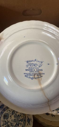 Vintage English Tea Pot / Dishes/ Plates/Bowl  Thumbnail