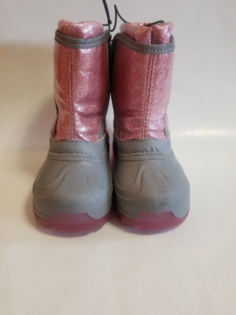Snow boots Toddler Size 7/ 8 (New)
