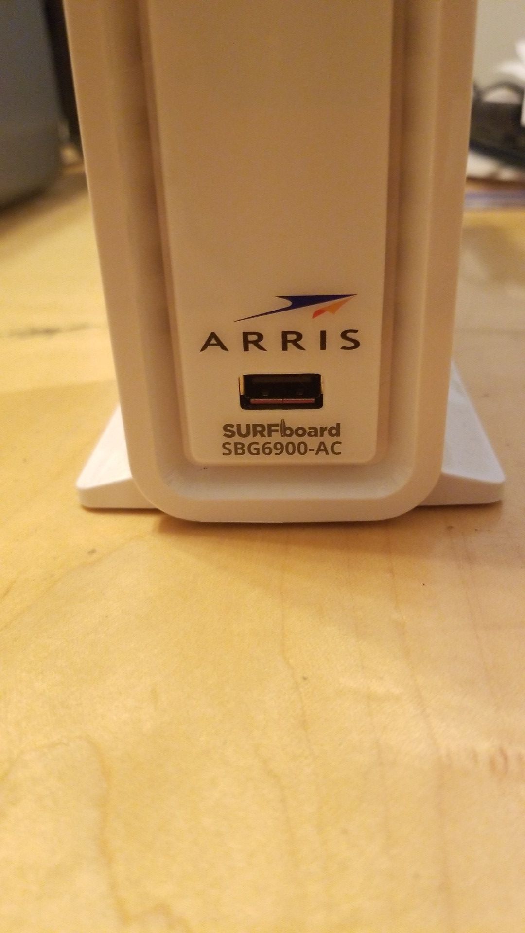Arris SURFboard Modem & WiFi Router