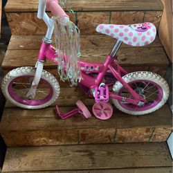Minnie Mouse Bike With Training Wheels  Thumbnail