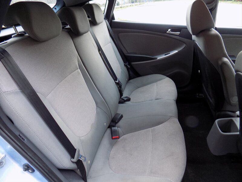 2012 Hyundai Accent GS