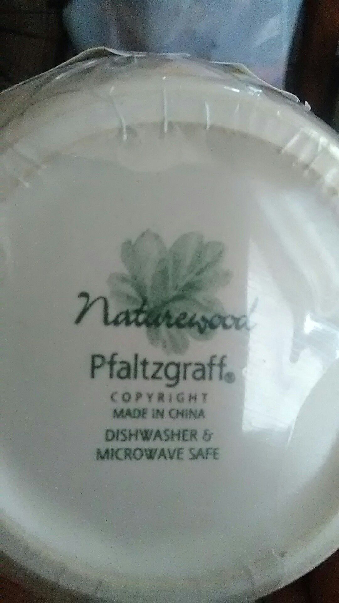 Brand new never opened,natures good,pfaltzgraff measuring cups