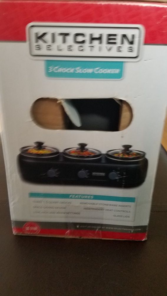 3 CROCK SLOW COOKER