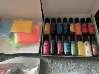 Resin Art Kit Silicon Mold Kit Glow Powder UV and Glitter for Resin Art Thumbnail