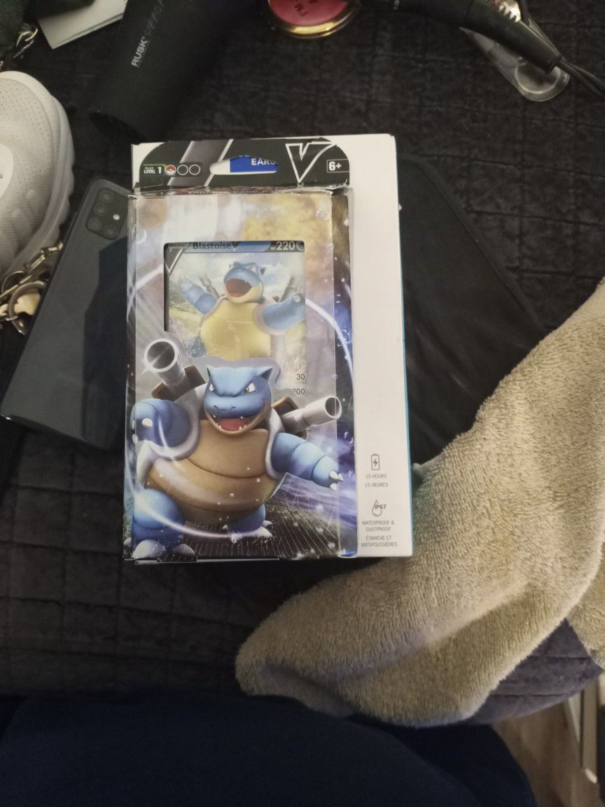 Pokémon Blastoise V Pack
