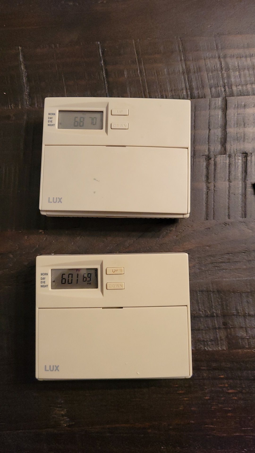2 programmable thermostat