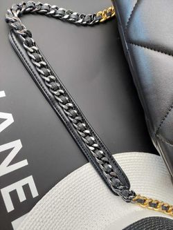 New Chanel Black Shoulder Bag, Includes Chanel Box,  VIP GIFT Thumbnail