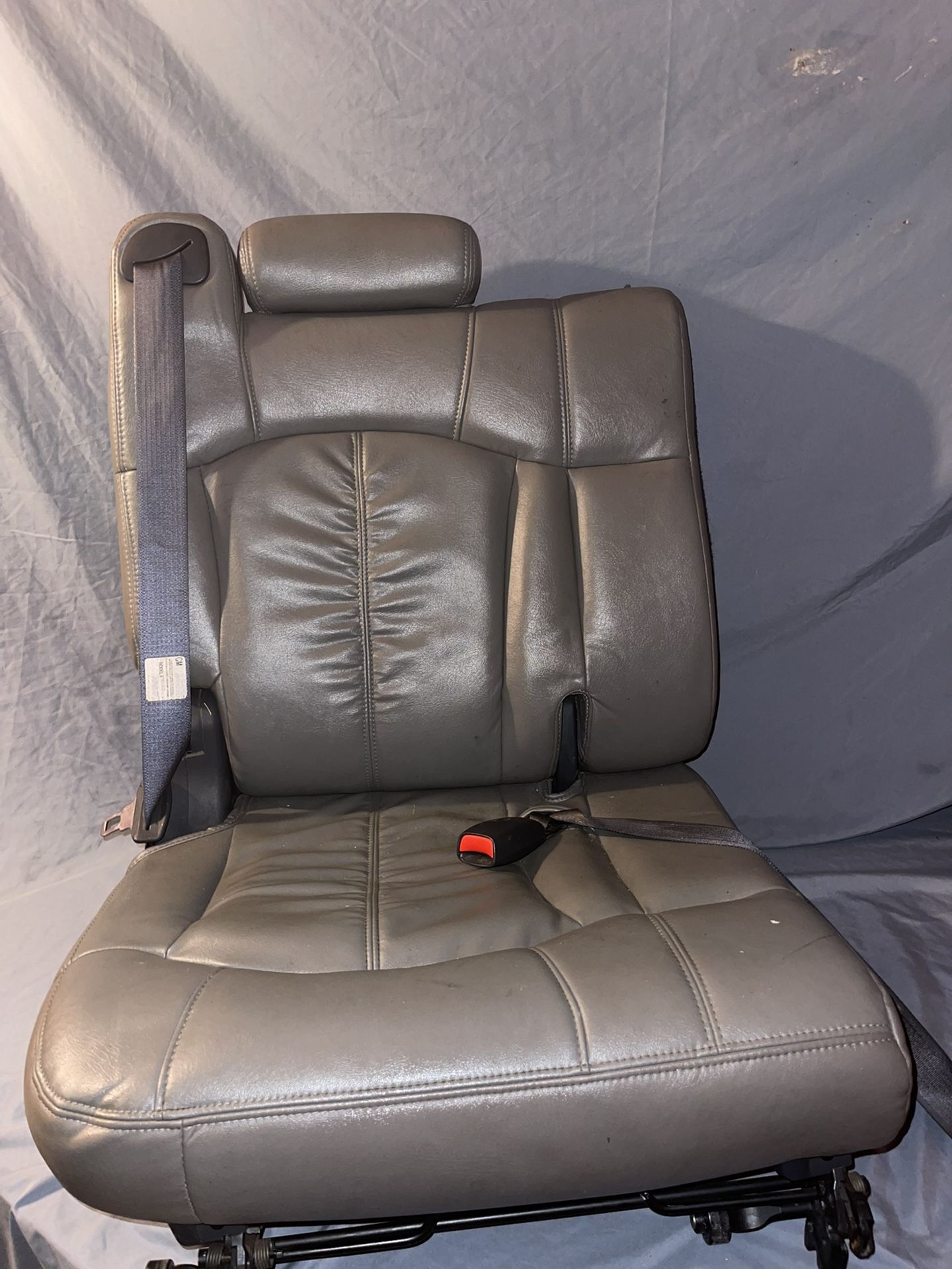 3rd Row Seats 2001-2006 Tahoe
