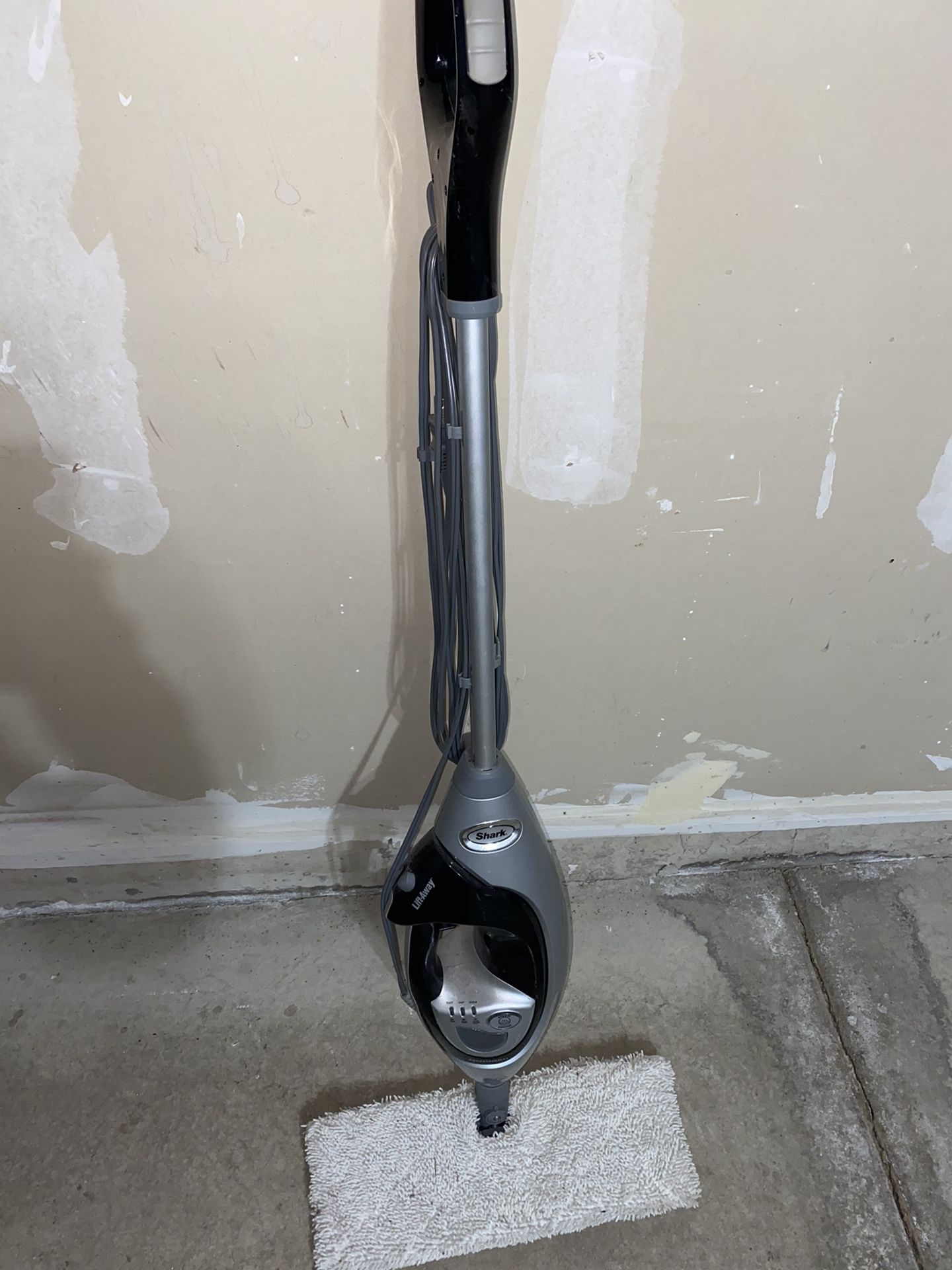 Shark® Lift-Away® Professional Steam Pocket® Mop