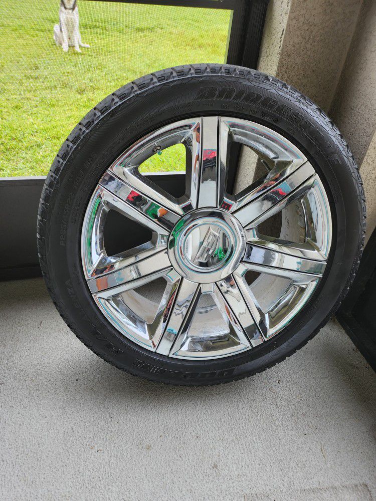 22" OEM Chrome Wheels 2016 Cadillac Escalade Luxury