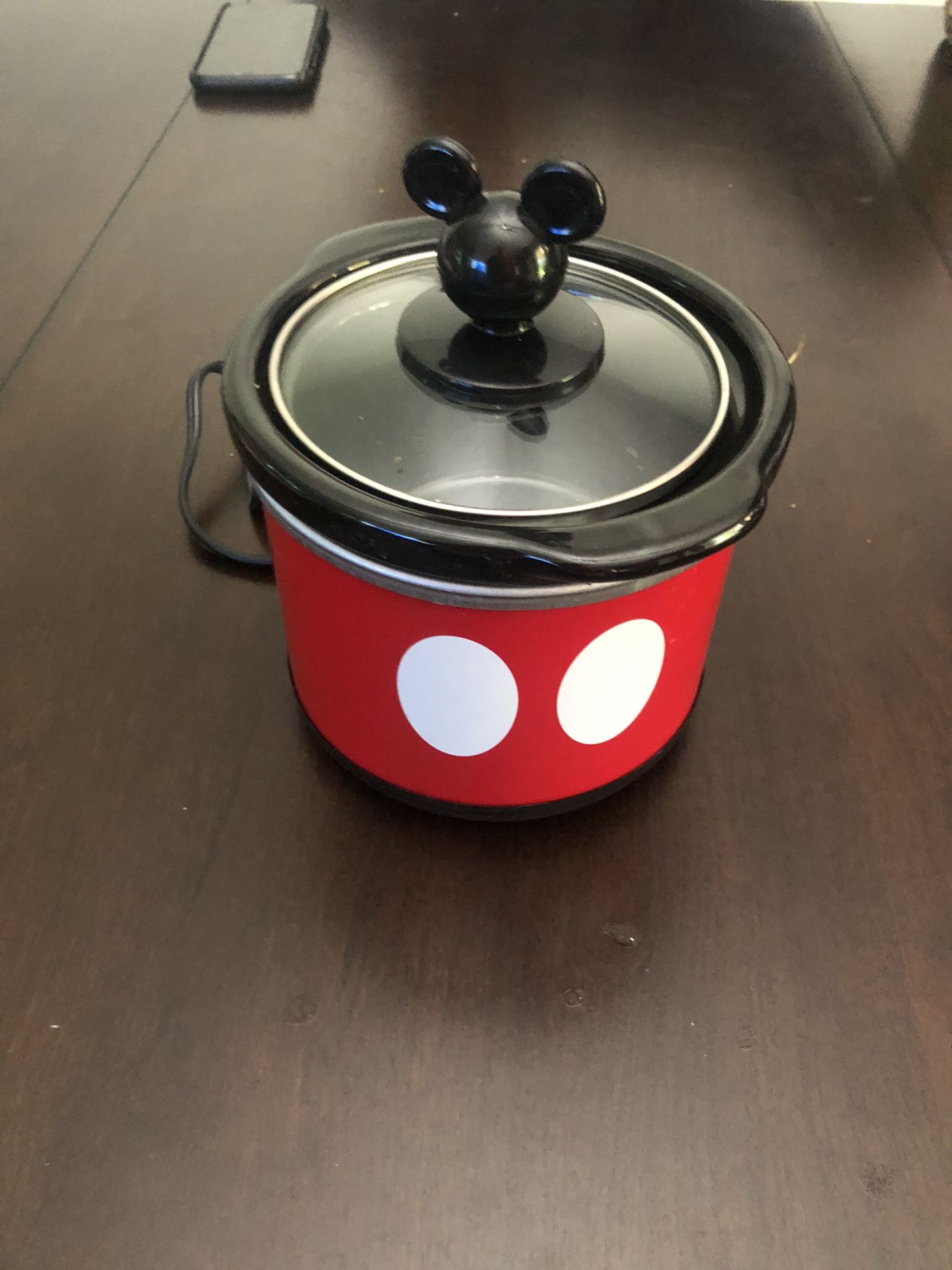 Kitchen Supplies.. Baking, Mixer, Crockpot