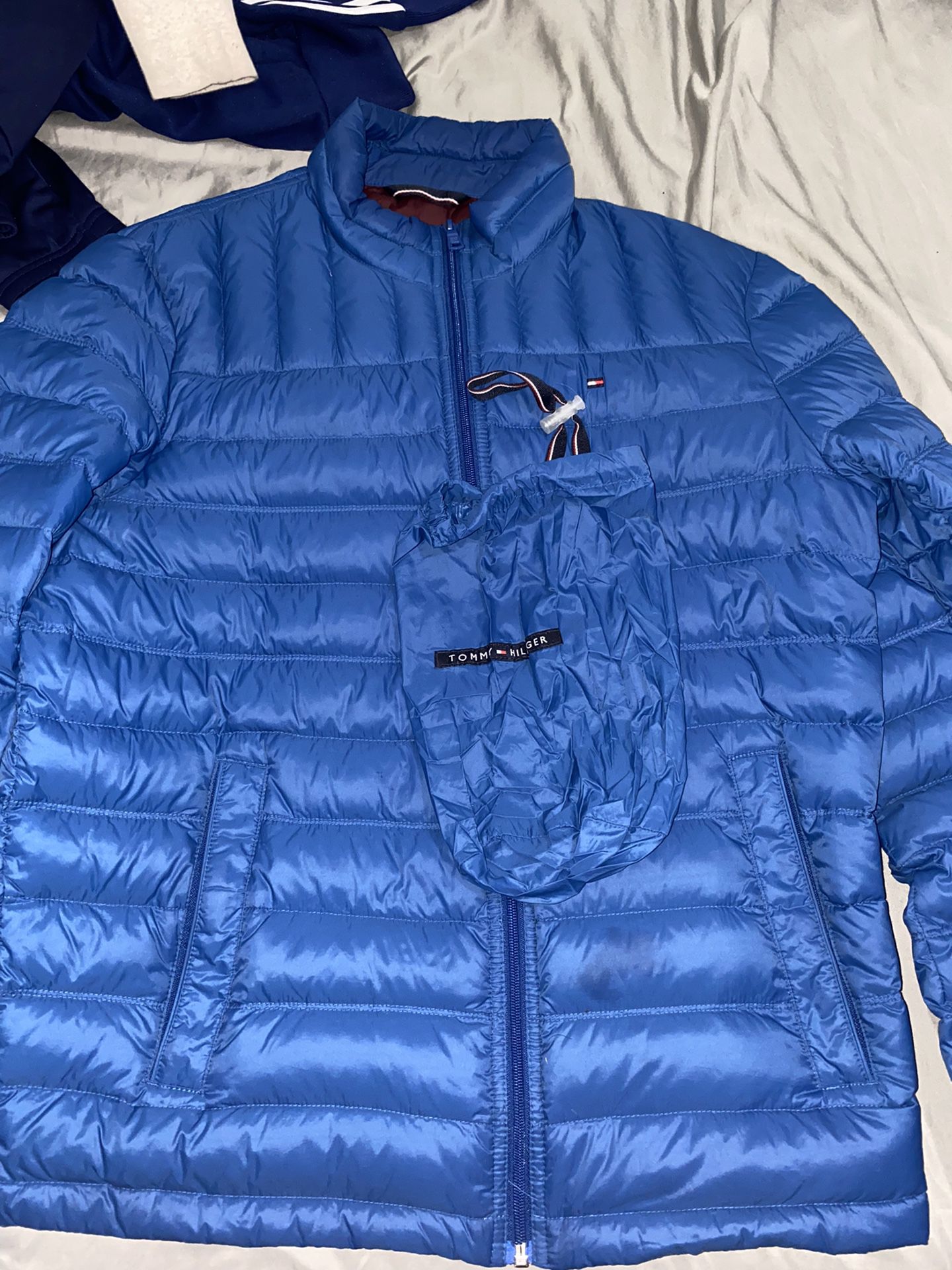 Tommy Puffer Jacket With Bag 