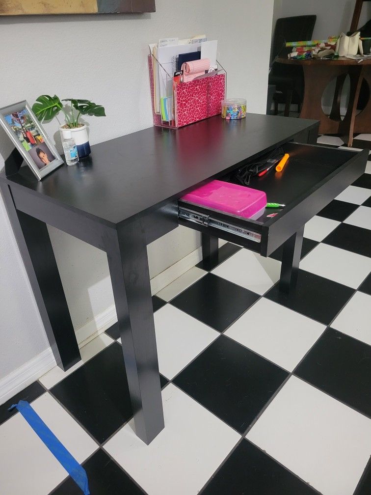 Office Desk
