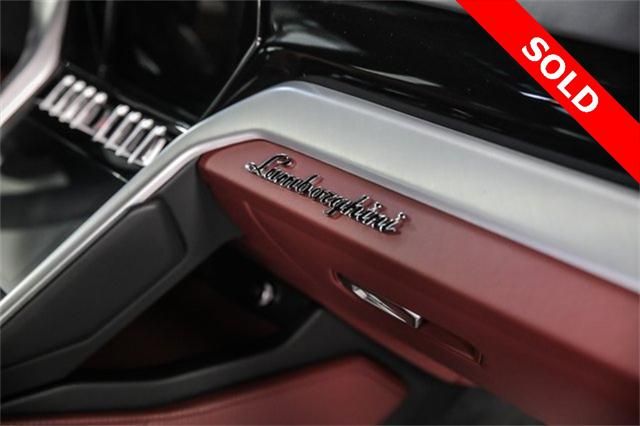 2020 Lamborghini Urus