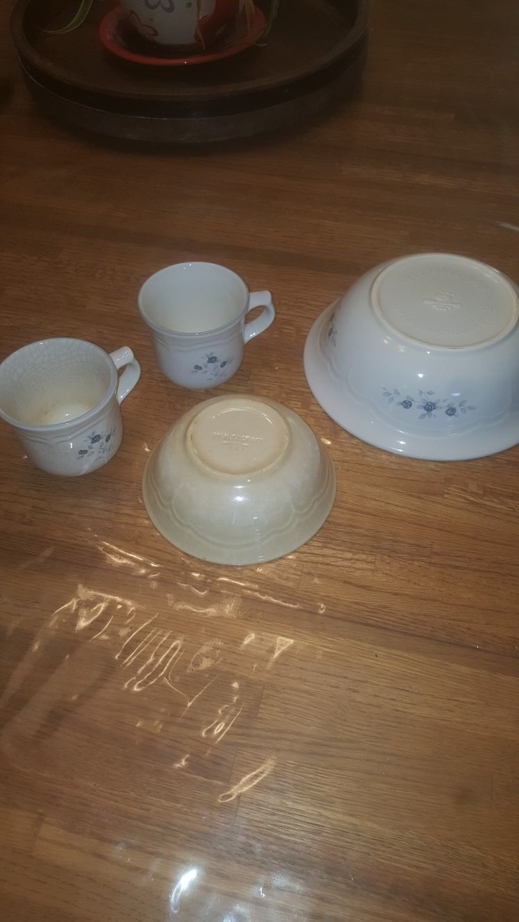 Older Pfaltzgraff Dishes