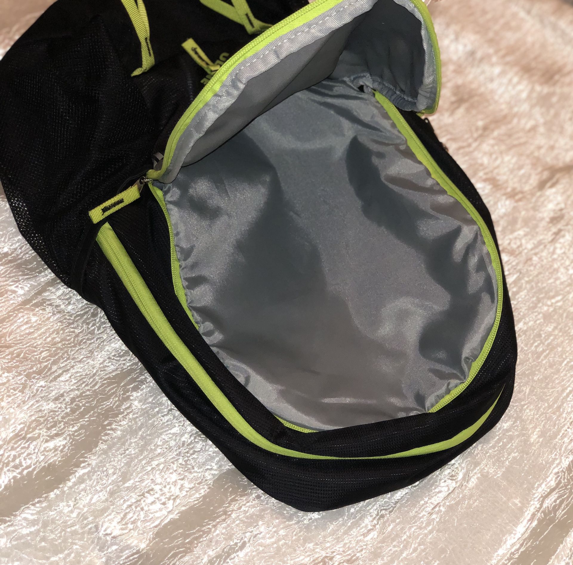 Uline 25L Backpack /daypack 