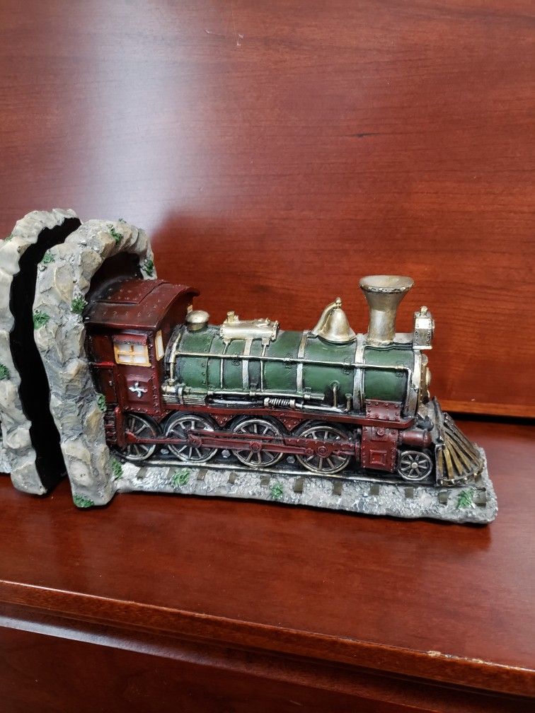Model of Antique Train Bookends