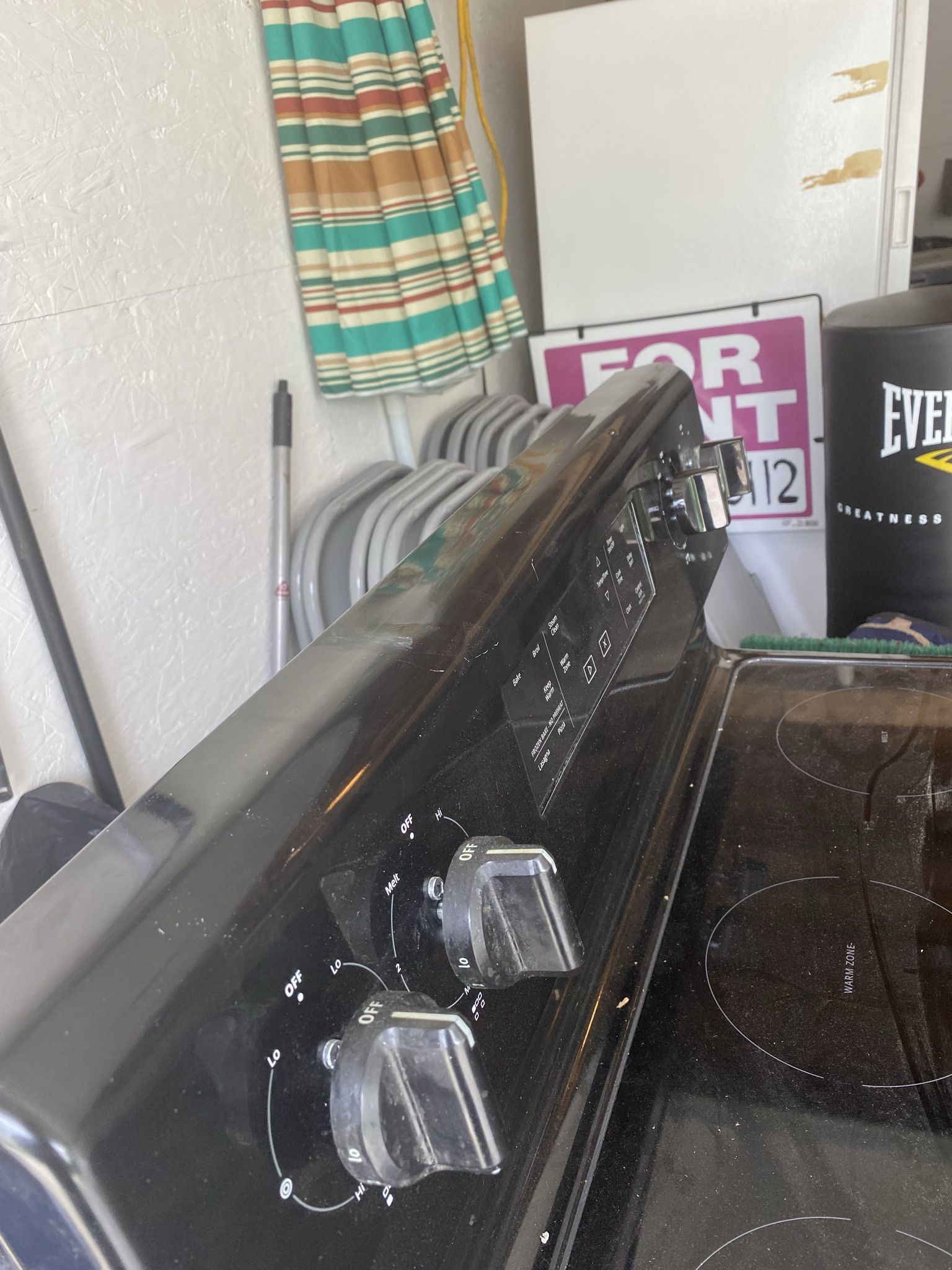 Black Whirlpool Electric Stove*