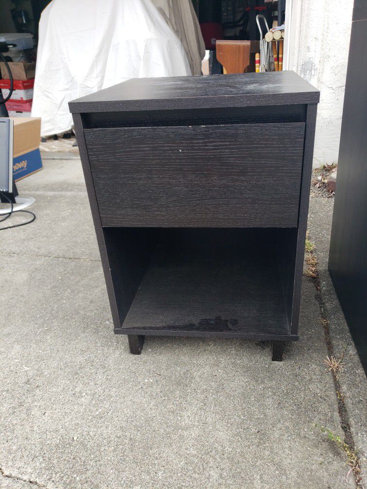 Side Table With Drawer 