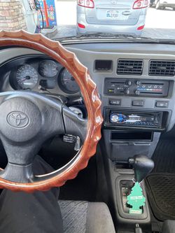 1999 Toyota Rav4 Thumbnail
