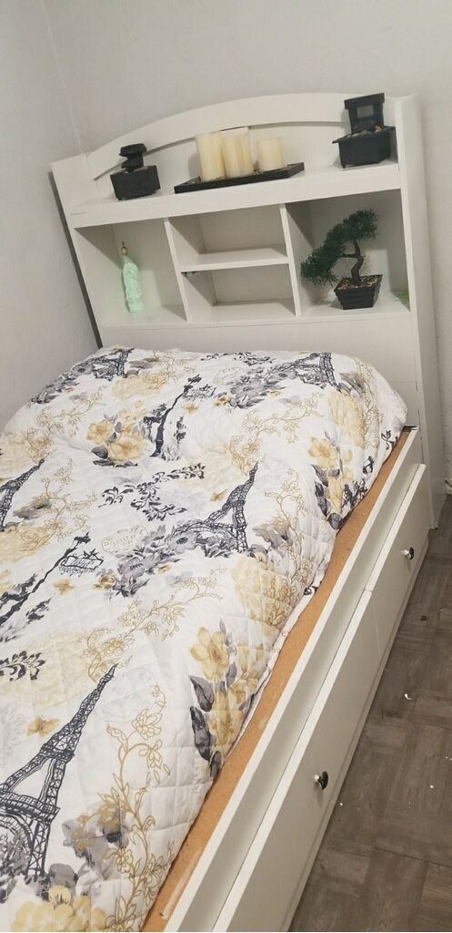 Twin Size Bed with Drawers with Lightly Used Mattress $150