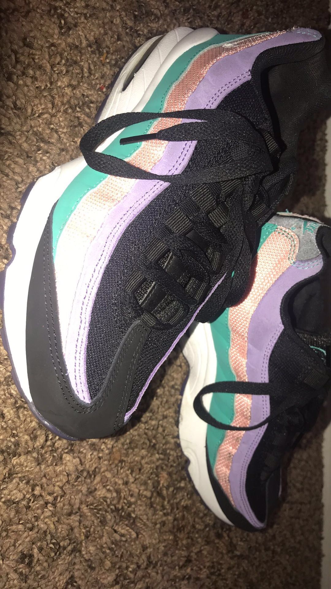 Nike Air Max 97 (size 7y)