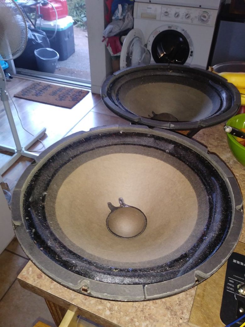 Marantz 12 inch speakers with crossovers
