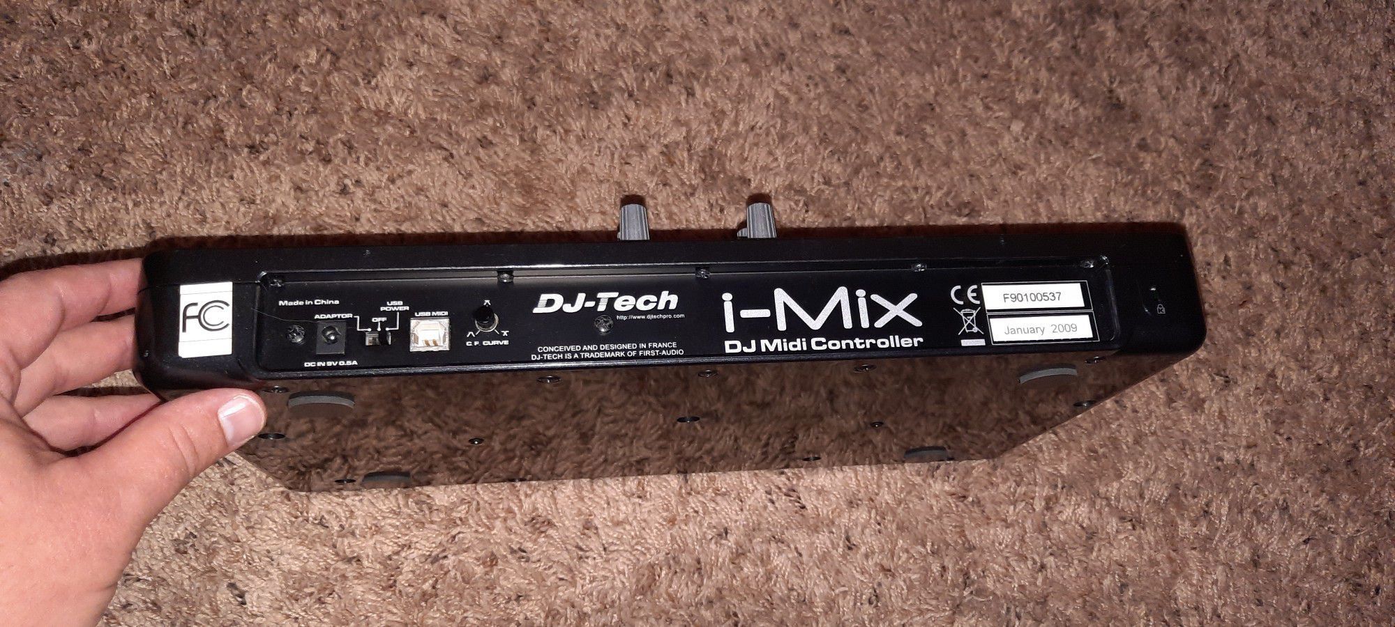 Dj-tech i-mix black midi controller