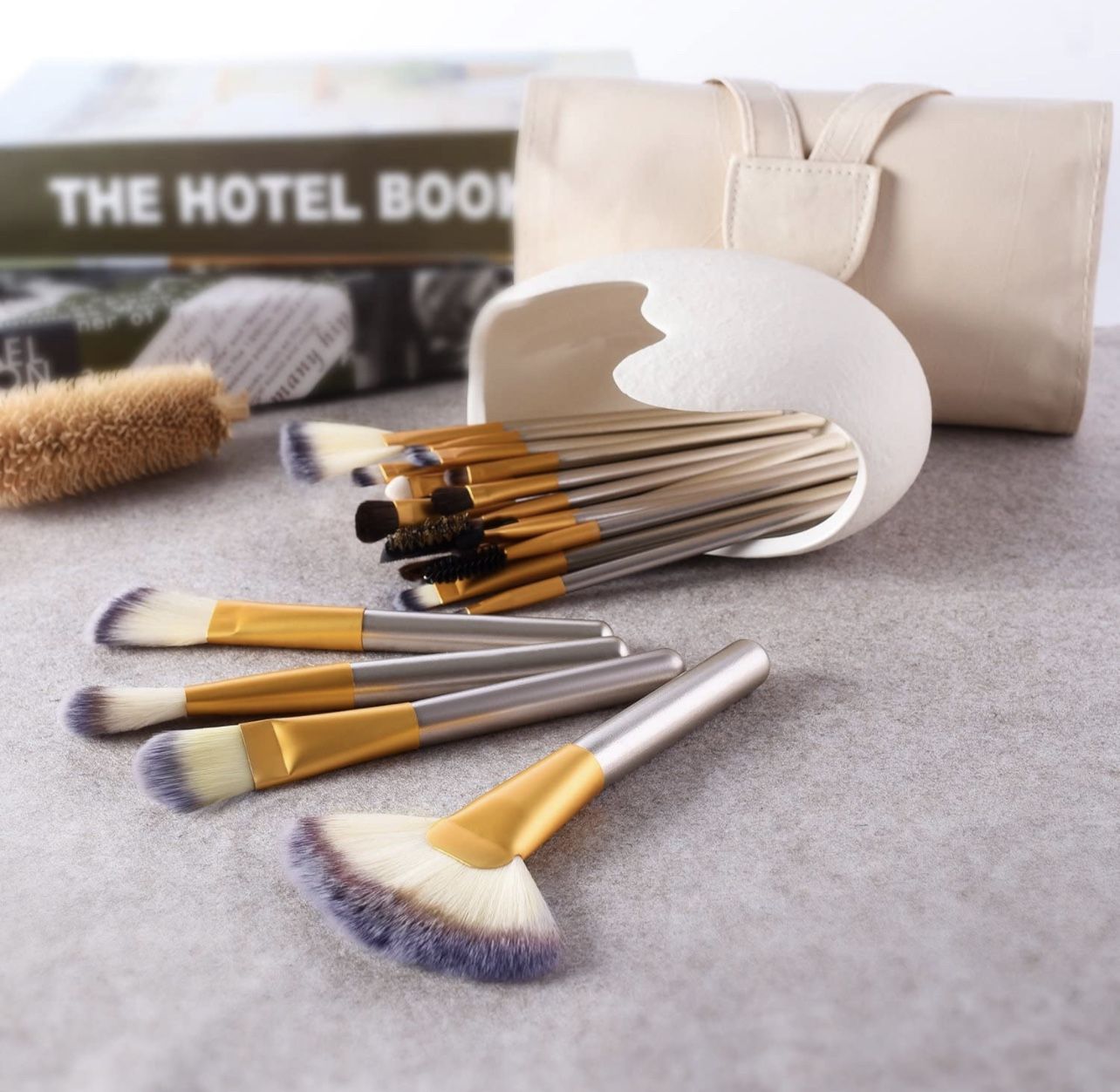 VANDER LIFE 24pcs Premium Cosmetic Makeup Brush Set