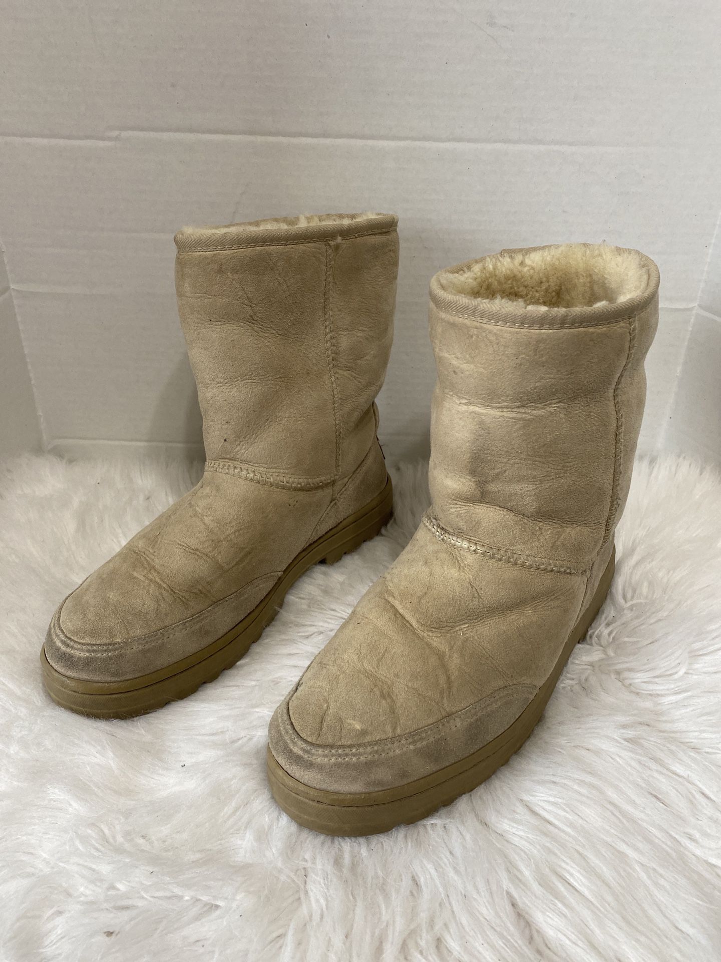 UGG Ultra Short #5225 Sheepskin Shearling Winter Boots Tan Size W9