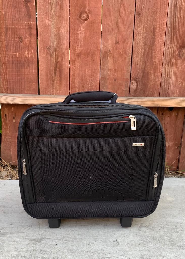 SOLO LUGGAGE BLACK