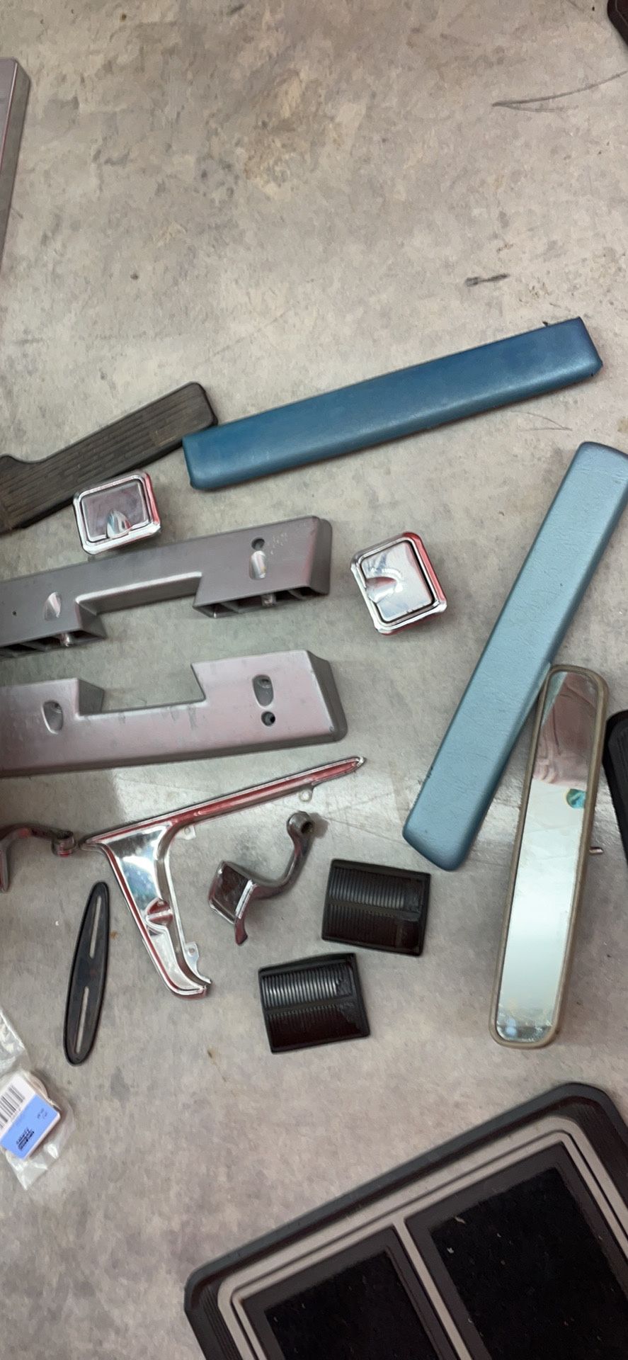 Original Parts 65 Impala Floor Mats Ash Trays Gauges And More