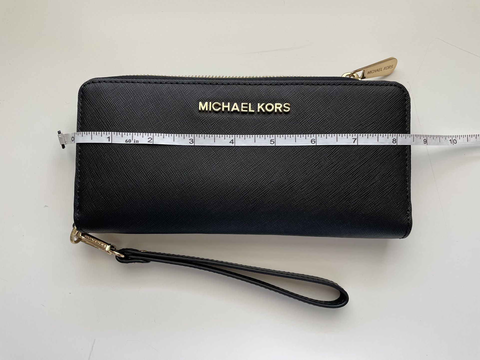 Black Wallet Wristlet Zipper Michael Kors Excellent Condition 