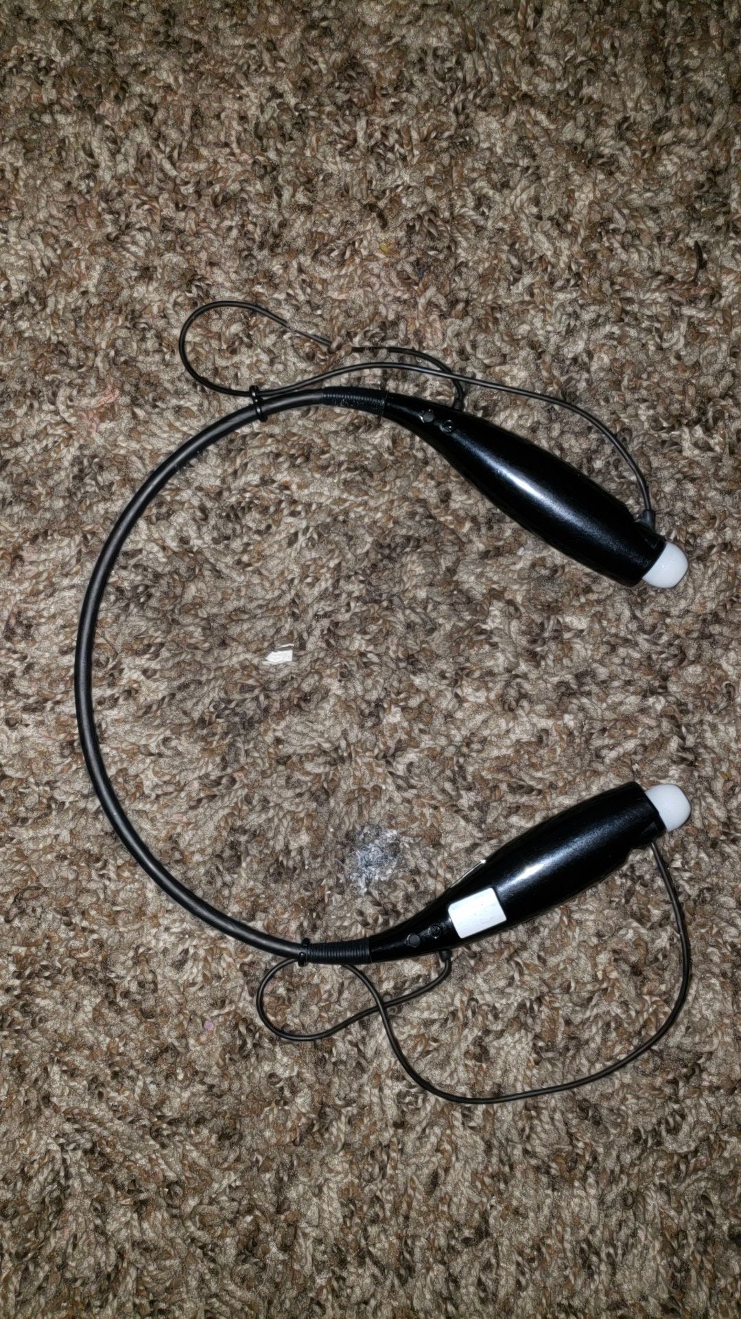 LG wireless headphones