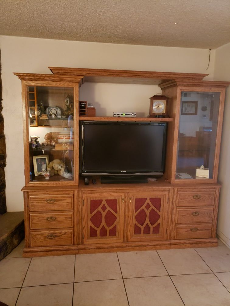 Solid Oak Entertainment Center20 for Sale in Fontana, CA OfferUp
