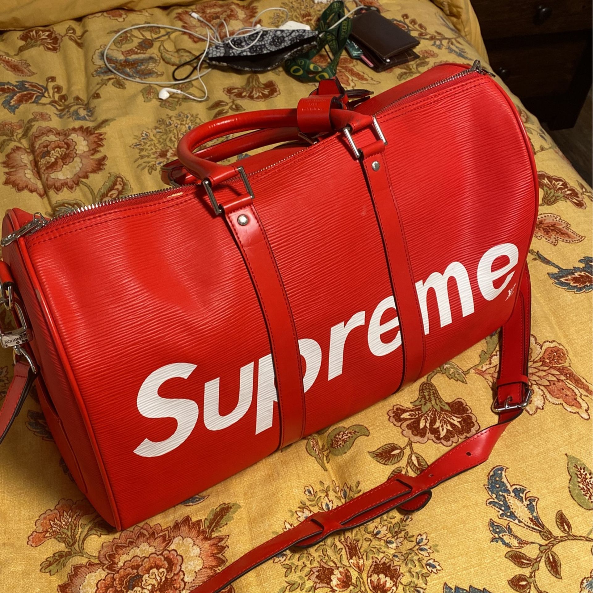 Red Supreme Bag!!