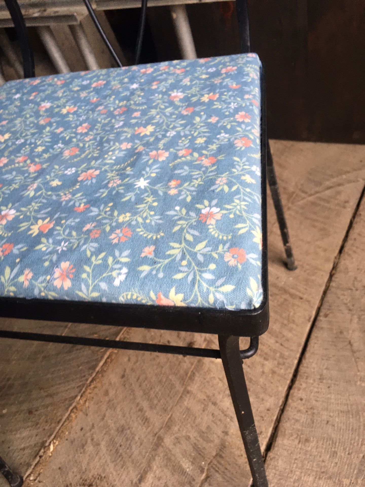 6 Vintage Patio Dining Chairs