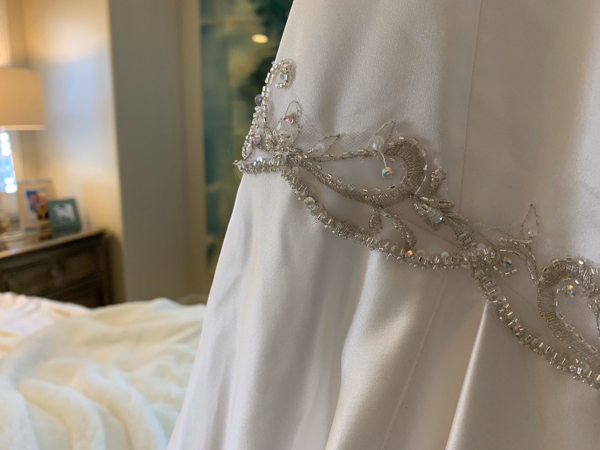 BRAND NEW Wedding Dress*Never Been Worn* PAID $2200