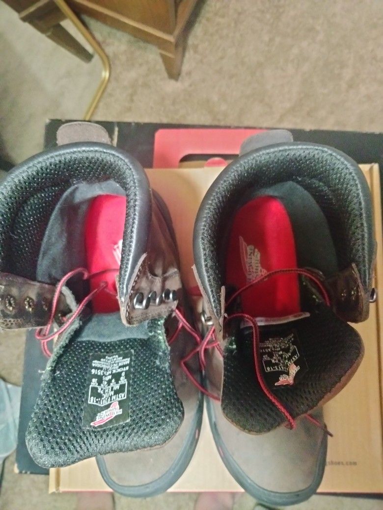 Red Wing Boots & Insoles