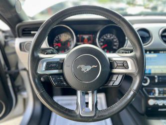 2016 Ford Mustang Thumbnail