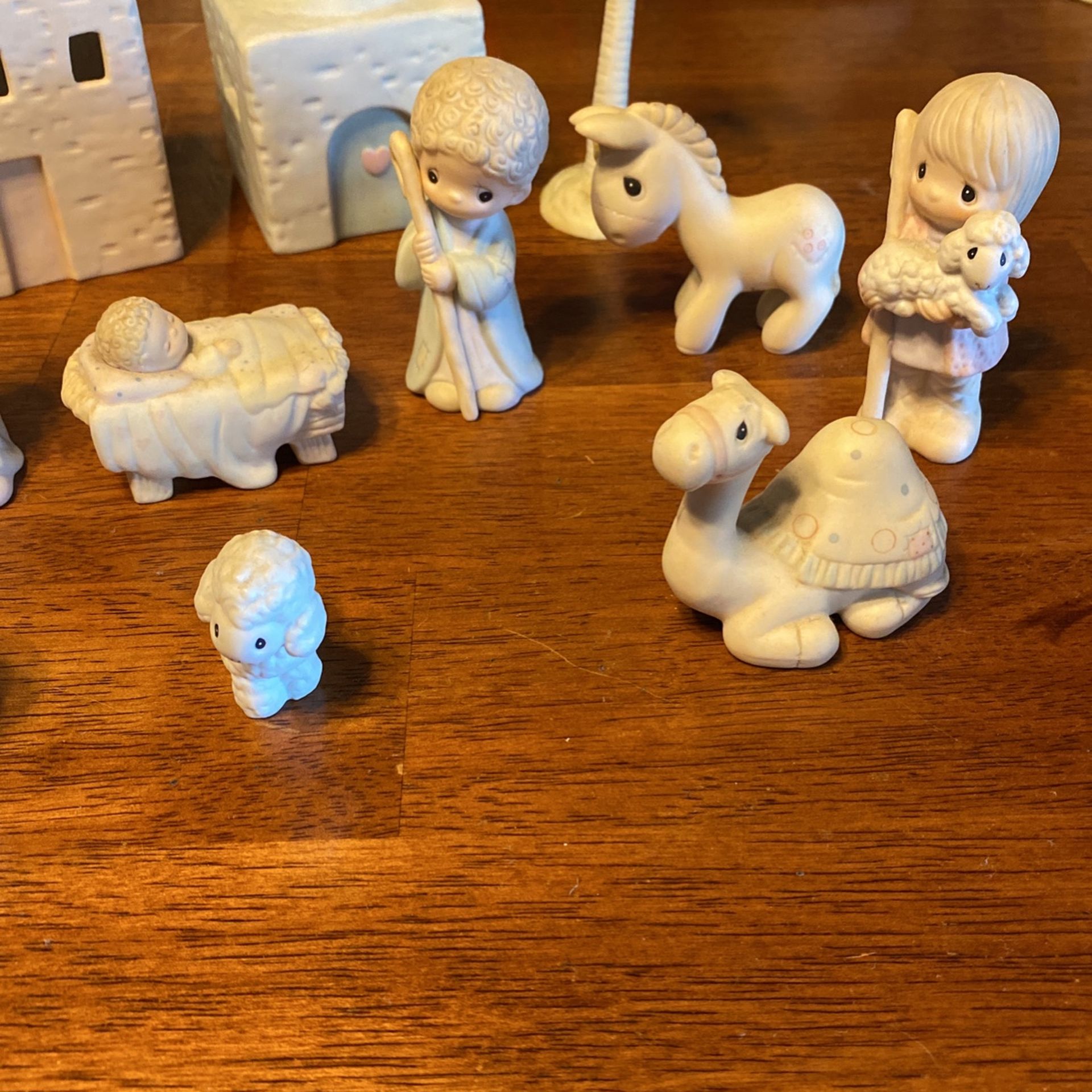 Precious Moments Nativity