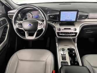 2021 Ford Explorer Thumbnail