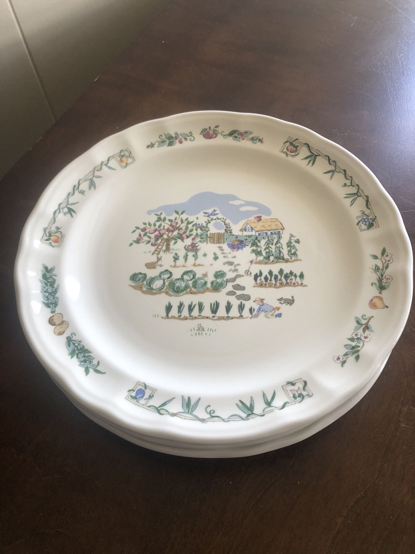 Service Plates