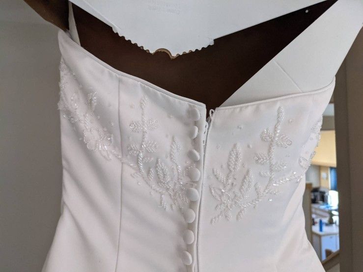 Wedding dress Size 4