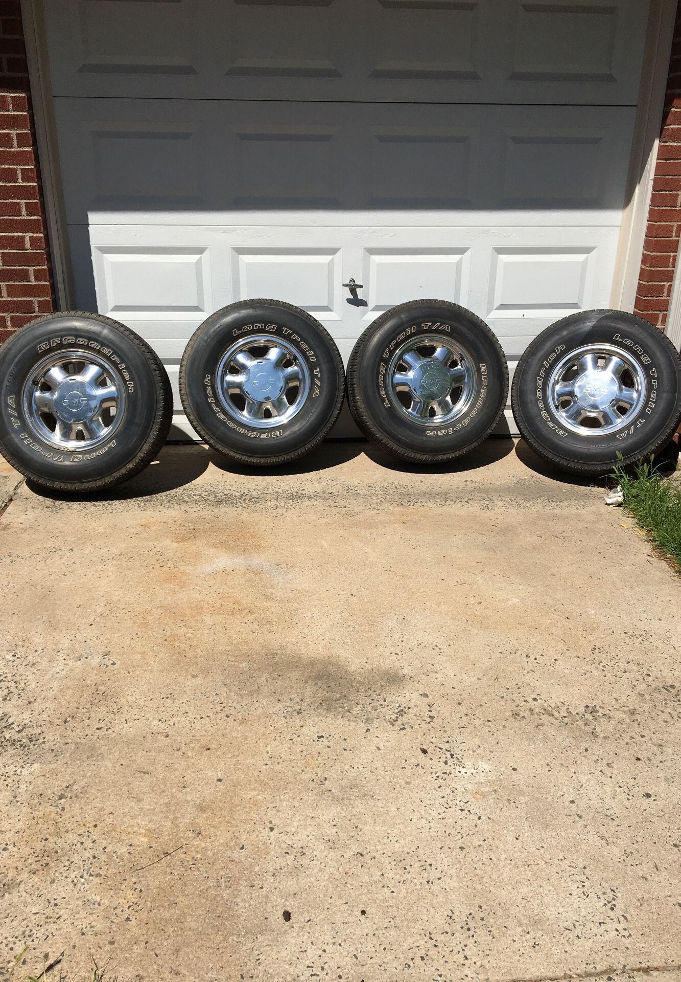 GMC rims 18 inch with BF goodrich tires for Sale in Denver, CO - OfferUp