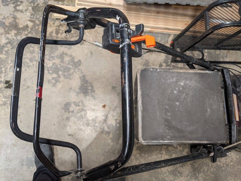 Honda Commercial Mower HRC216