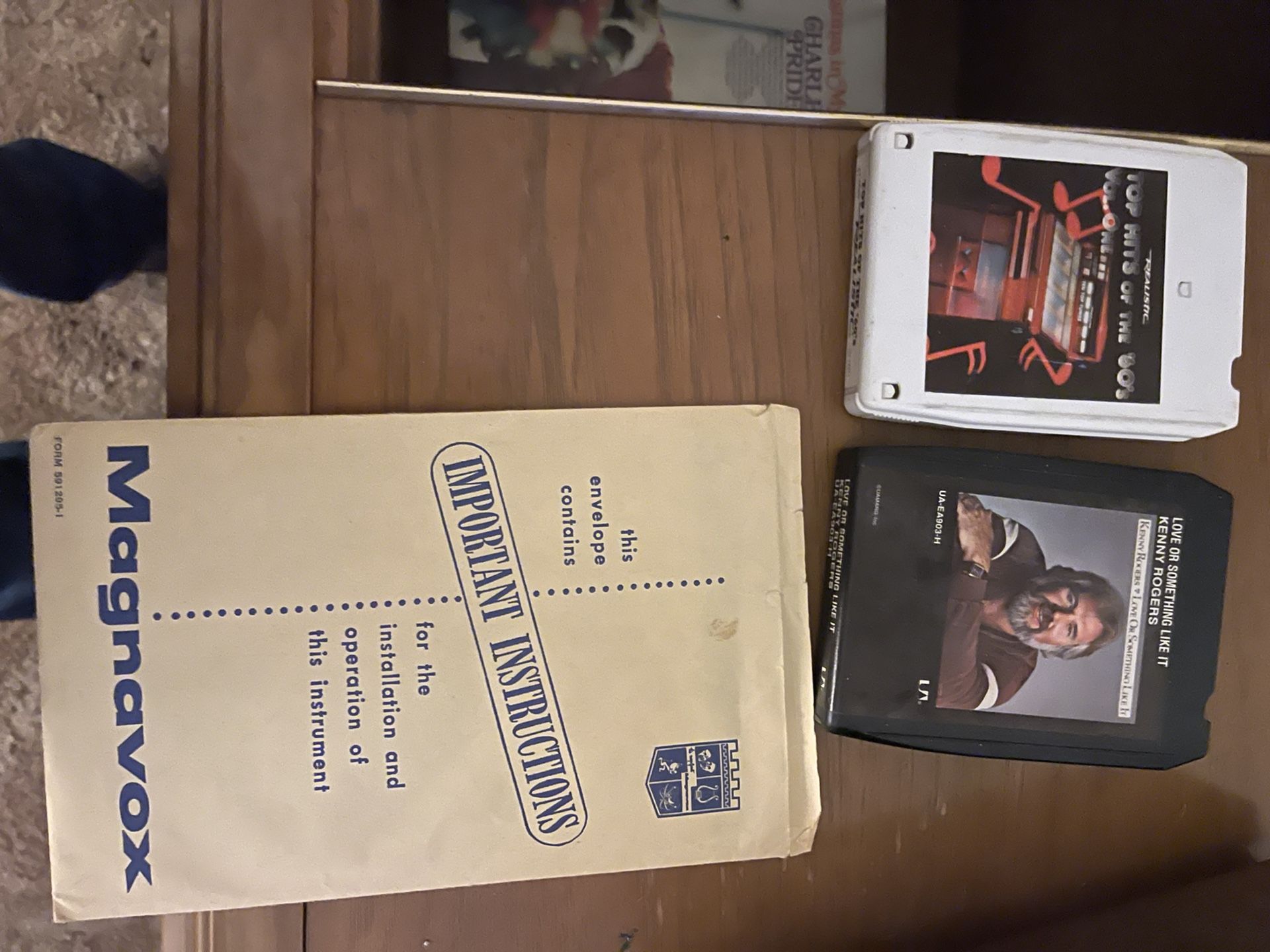 Vintage Magnavox Record Player , A-track, Stereo In One
