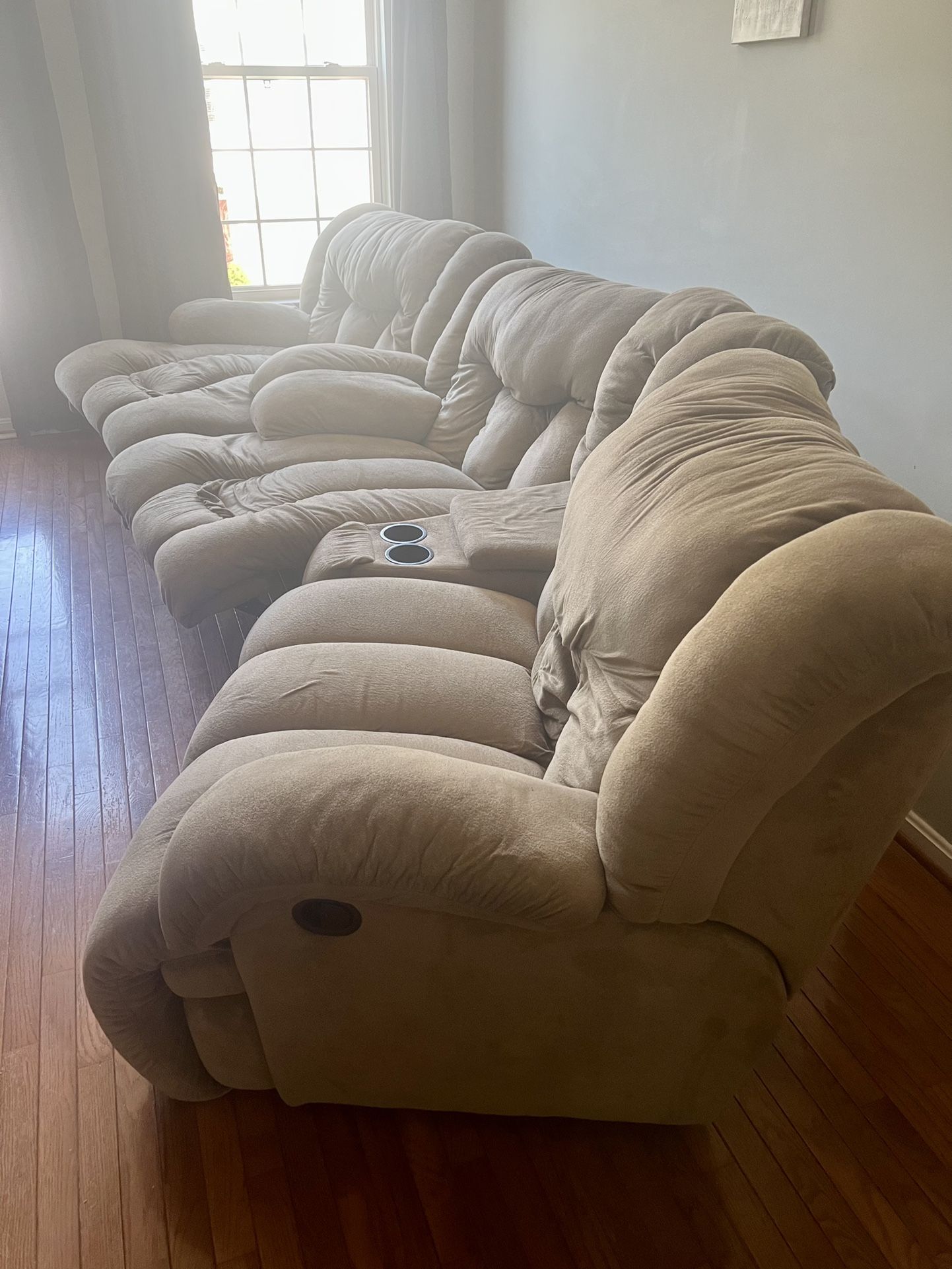 For Sale Living Room Incliner Arm Chairs