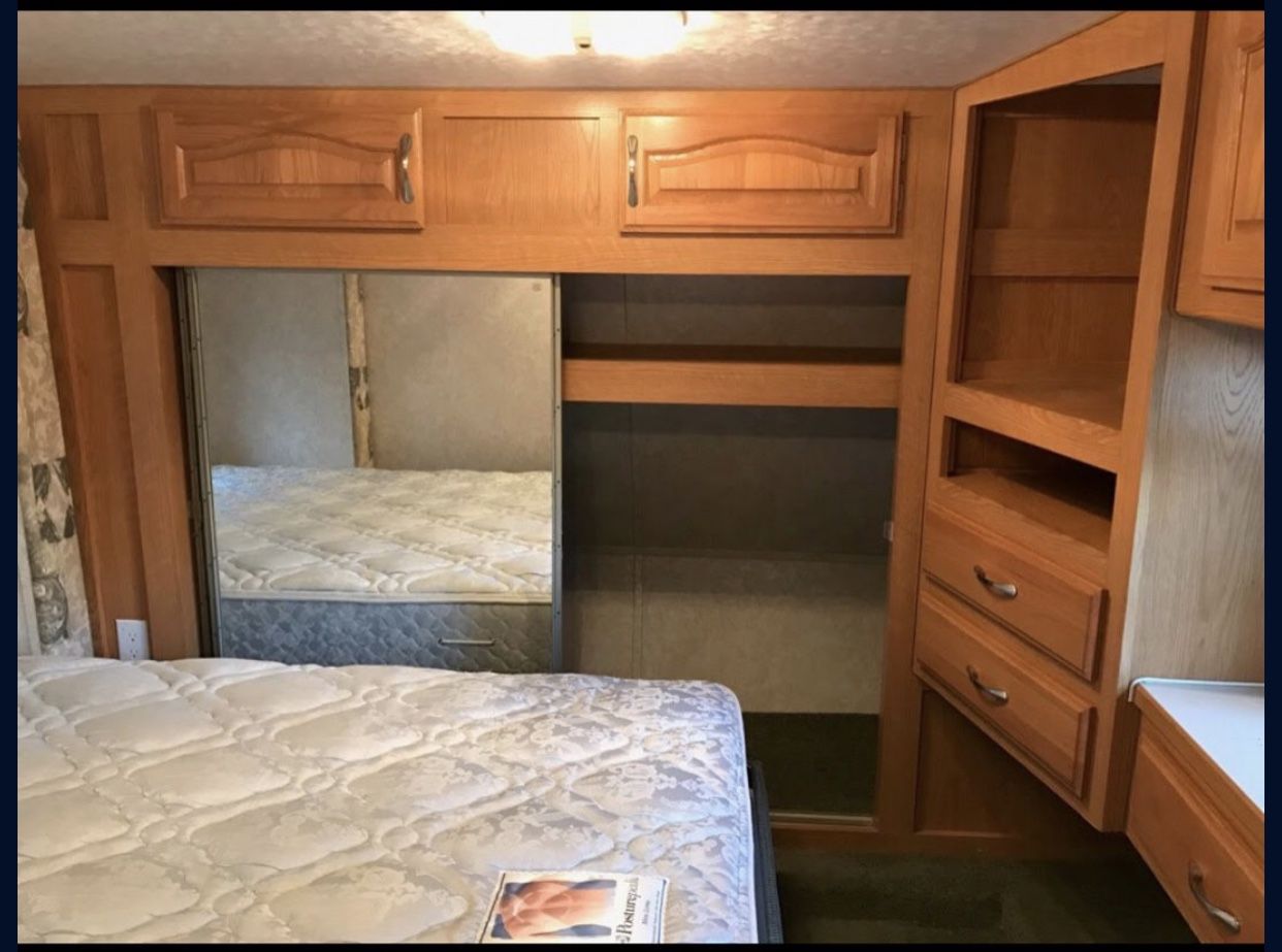 RV Toy Hauler With Separate Garage $13k
