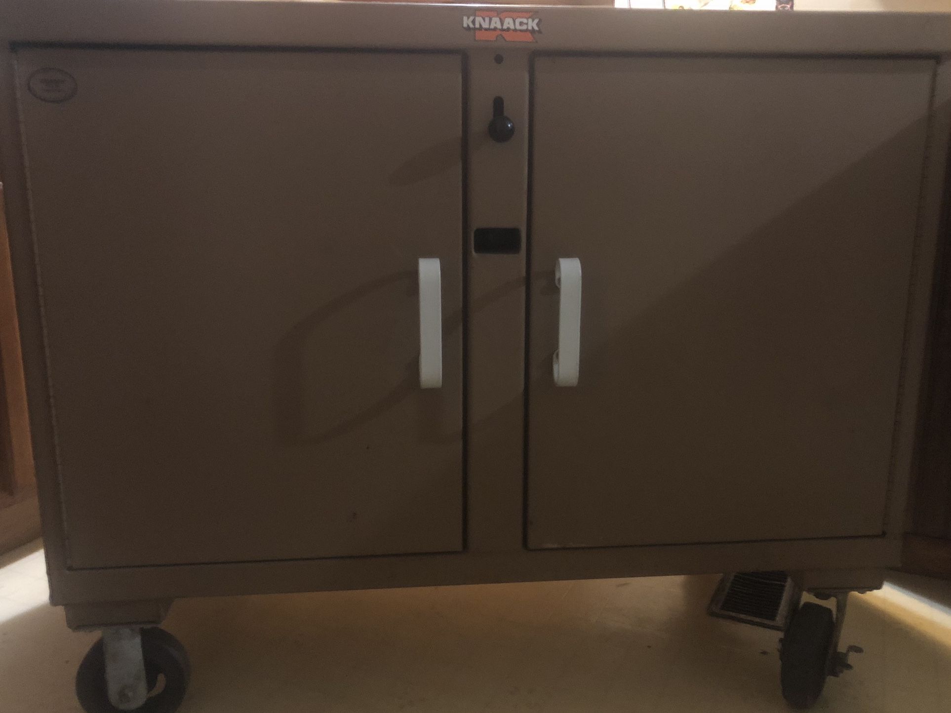 Knaack Rolling Work Bench #45